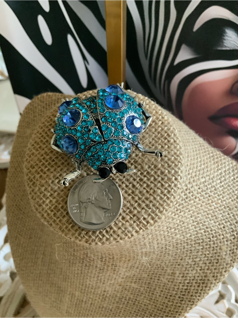 💥Crystal Beetle Brooch Pin in Teal Blue